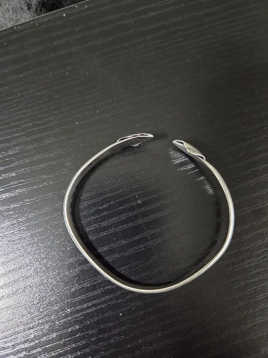 Vintage 925 Sterling Silver Open End Cuff Bracelet Decorative ends Adjustable - Picture 2 of 7